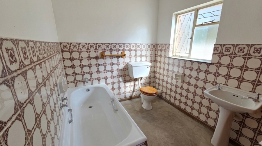 4 Bedroom Property for Sale in Pellissier Free State